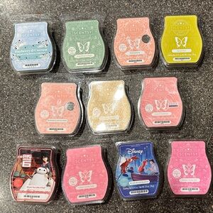 Scentsy Lot 11 bars, wax melts